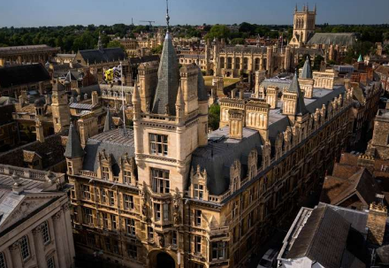 研究表明卓越研究框架显着提高了英国大学的产出但没有提高效率