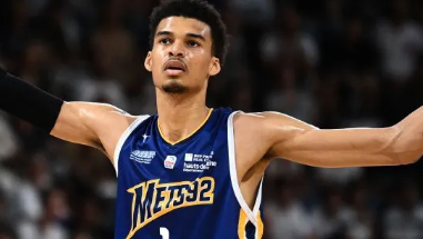 西尔弗说NBA不会介意Wembanyama的处子秀是在萨克拉门托而不是拉斯维加斯