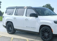 2023JeepGrandWagoneer是一款适合公路旅行的私人飞机