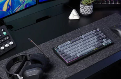 CORSAIRK65PLUS无线75%键盘160美元