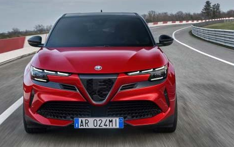 AlfaRomeoJuniorVELOCE推出全新280马力电动机