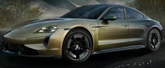 变色保时捷TaycanTurboSCelsialJade让你羡慕不已